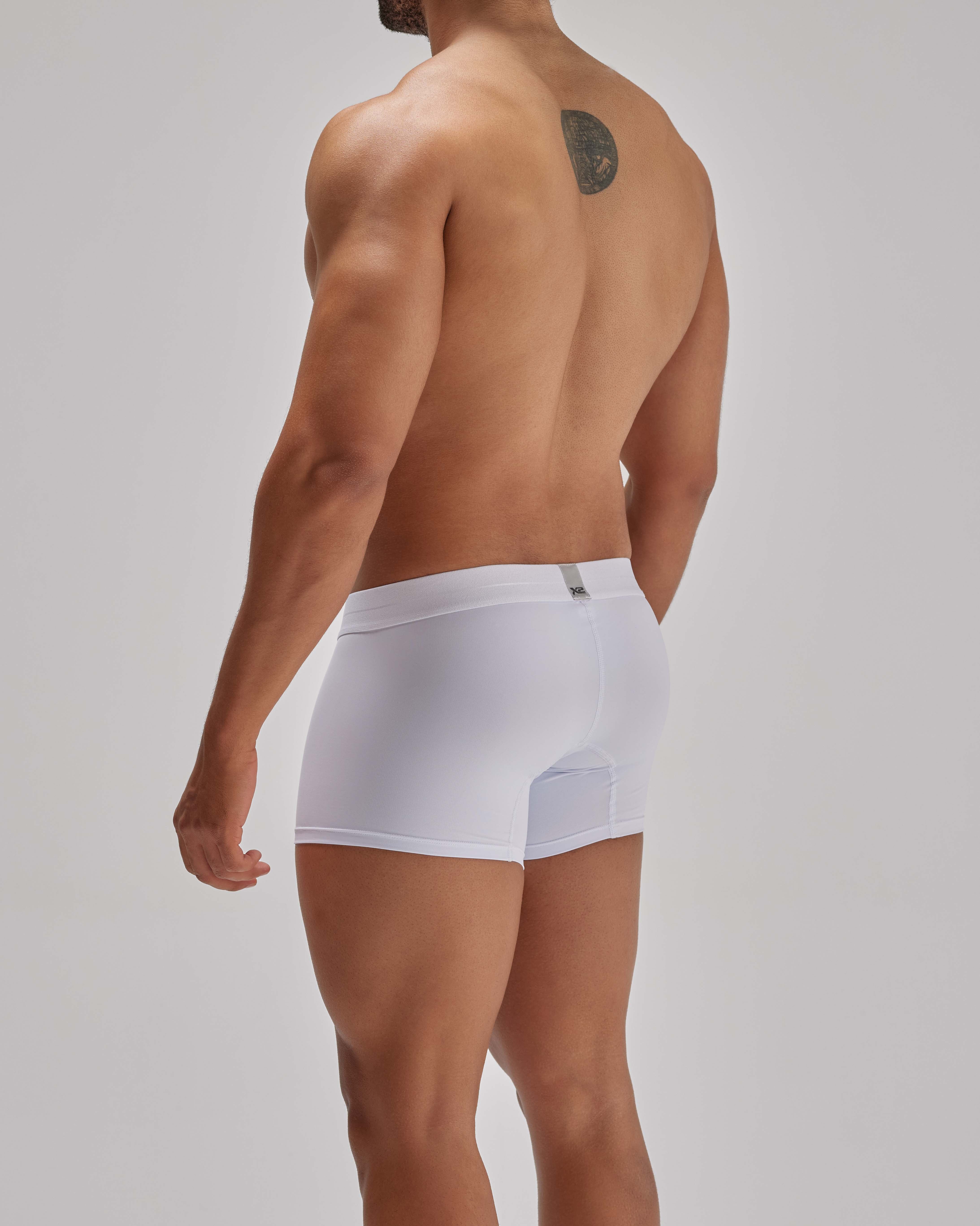 Trunk Monumental White