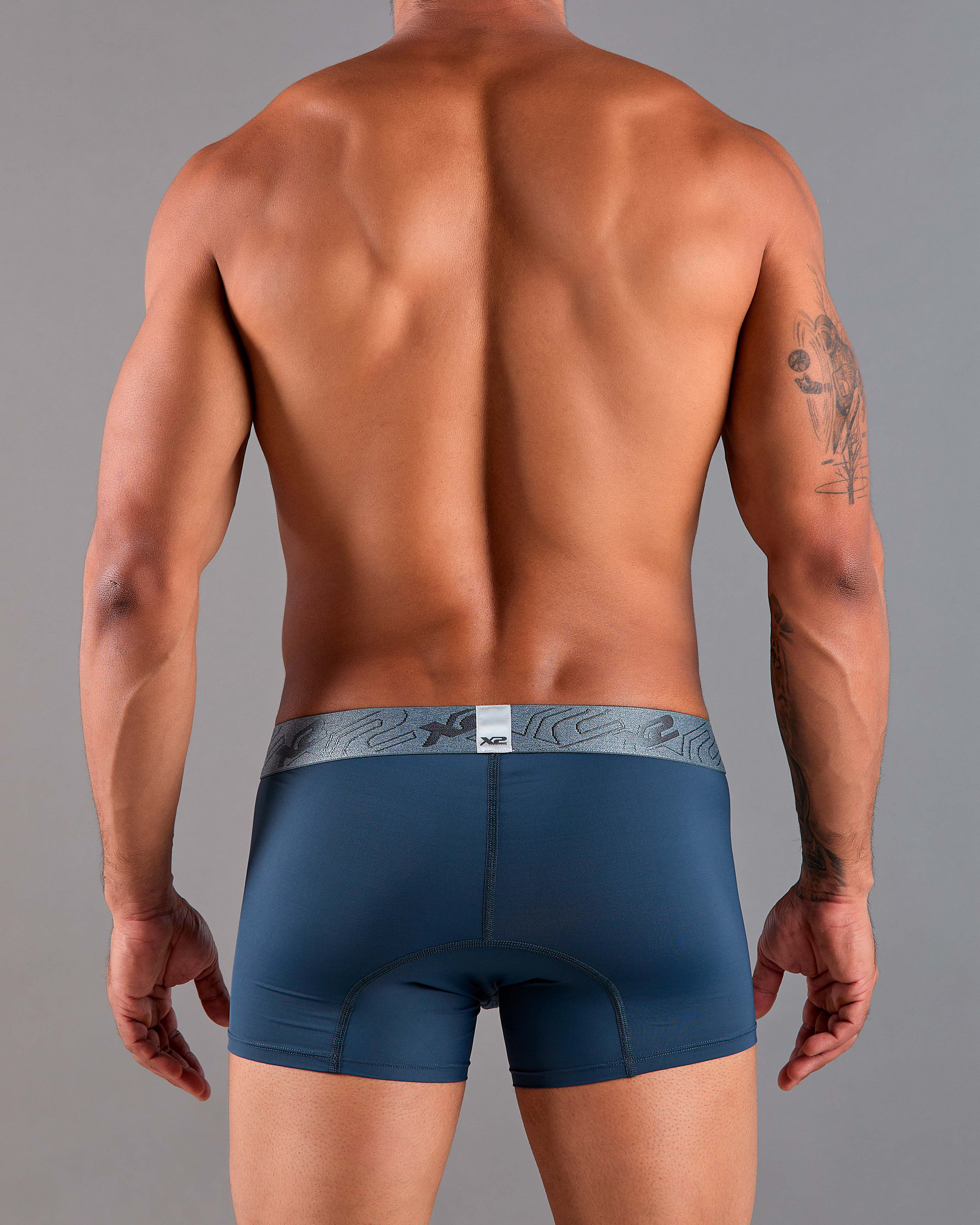 Trunk Monumental Grey